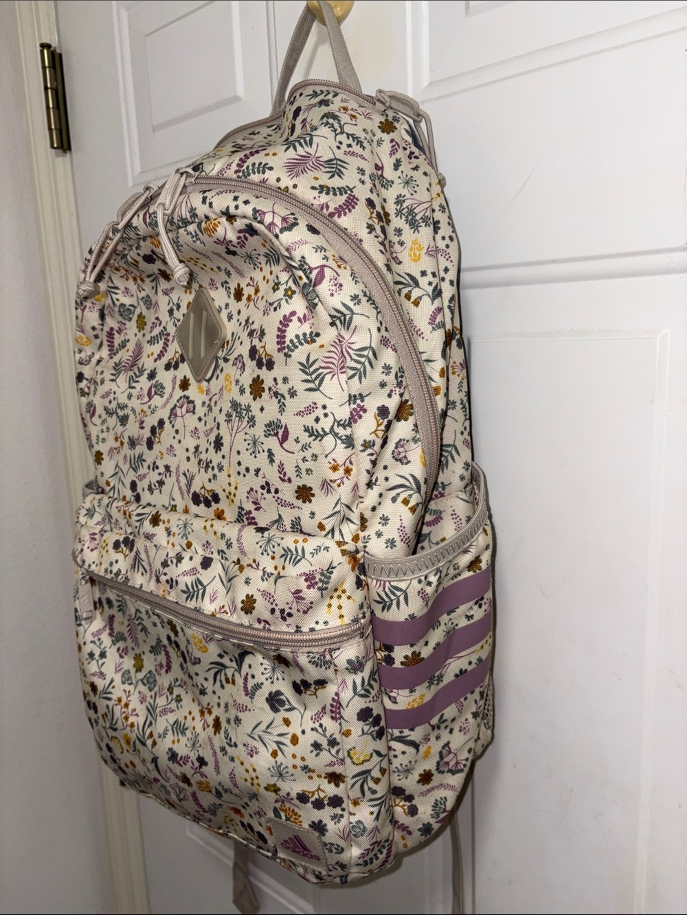 Adidas Classic 3S Stripe Woodland Floral Backpack 5.0 Laptop Sleeve - Picture 2 of 16